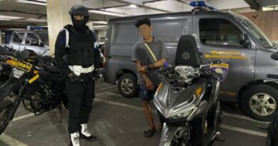 Patroli Brimob Dan Perintis Cegah Balap Liar Saat Patroli Dini Hari di Pinang Ranti Jaktim
