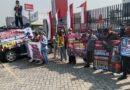 Ratusan Jurnalis Demo di PERADI Tower, Desak Pemecatan Pengacara Iki Dulagin